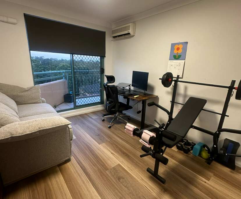 Unfurnished room with own bathroom