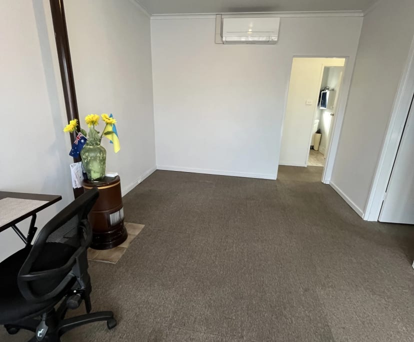 Unfurnished room in a flatshare