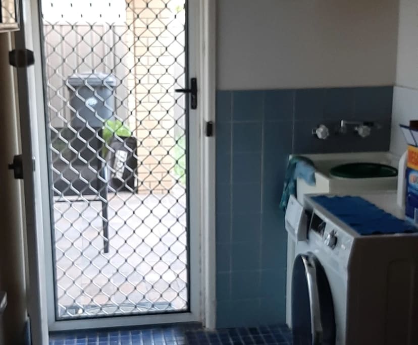 Room for Rent in Mount Warren Park, Brisbane 200,...