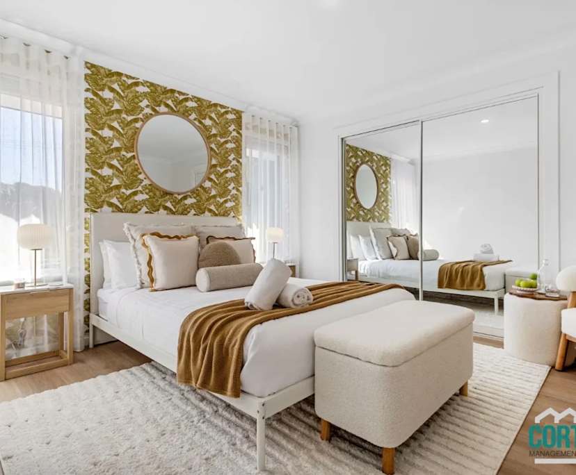Furnished room in a share house