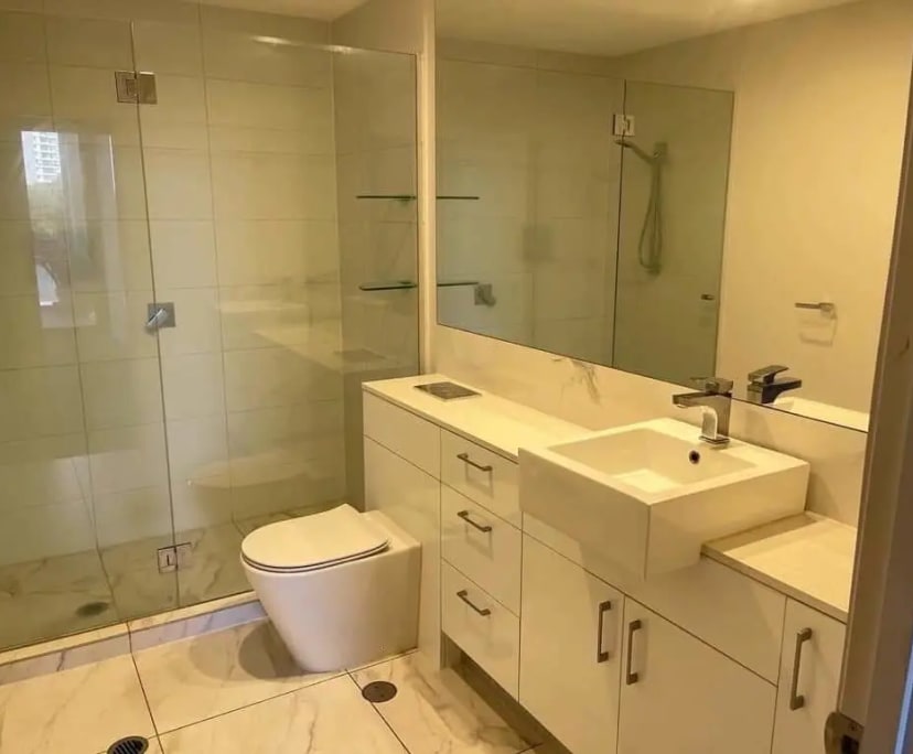 Unfurnished room with own bathroom