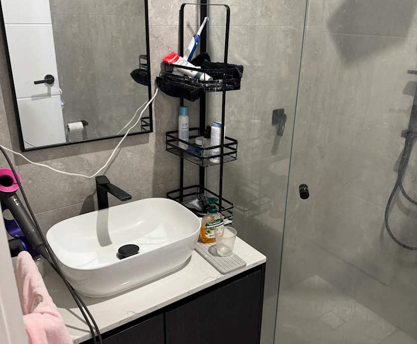 Room with ensuite in a share house