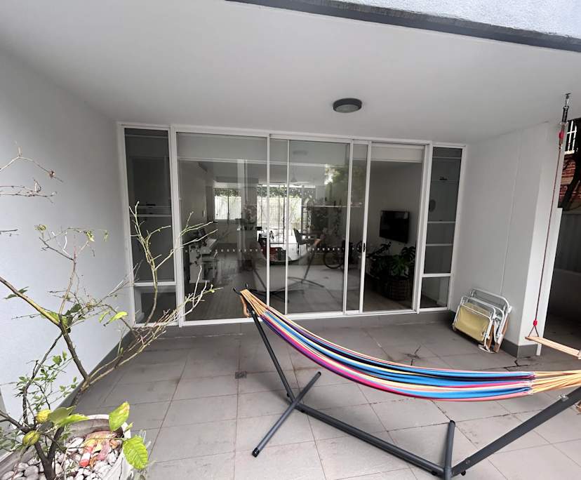 $800, 1-bed, 1 bathroom, Maroubra NSW 2035