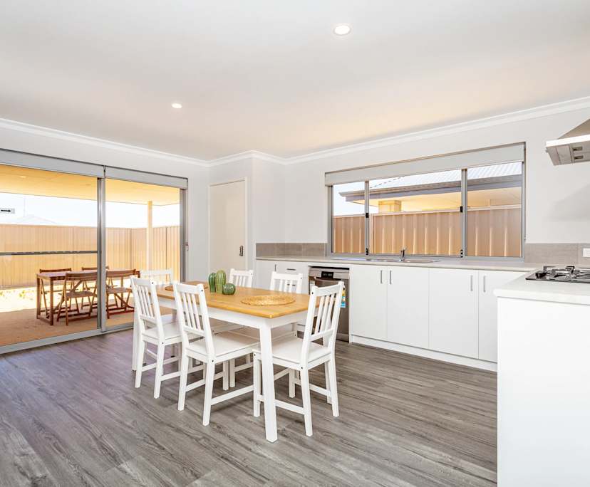 $320, Share-house, 6 bathrooms, Karnup WA 6176