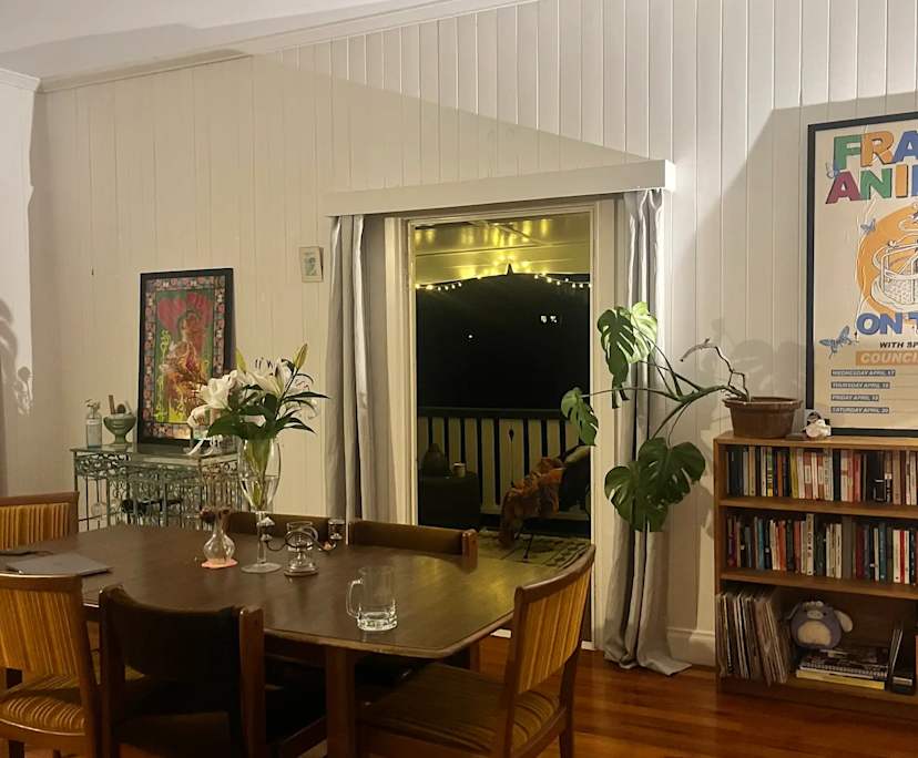 Furnished room in a share house