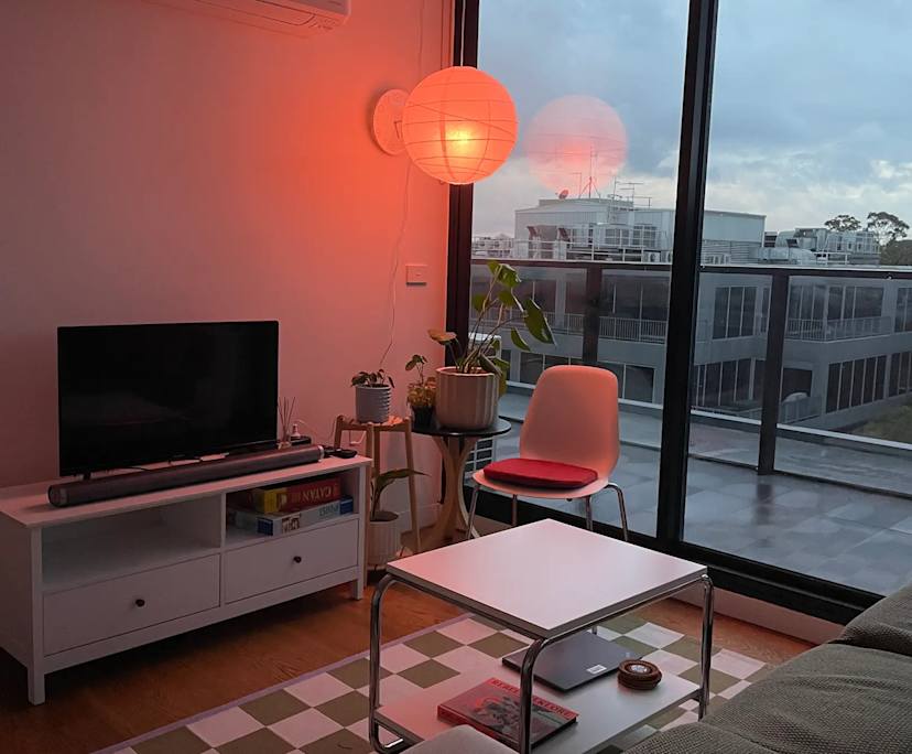 Furnished room in a flatshare