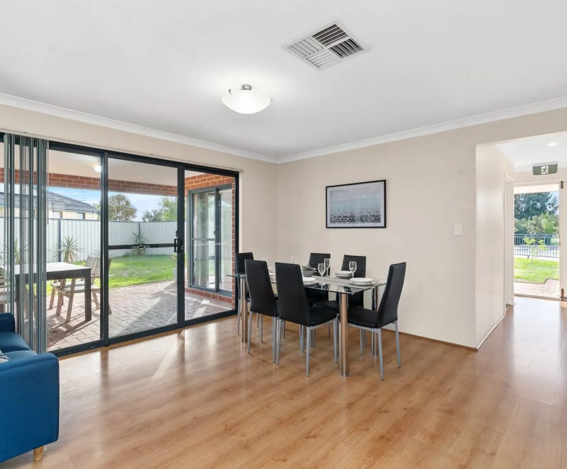 Room for Rent in Success, Perth 210, Furnished, S...