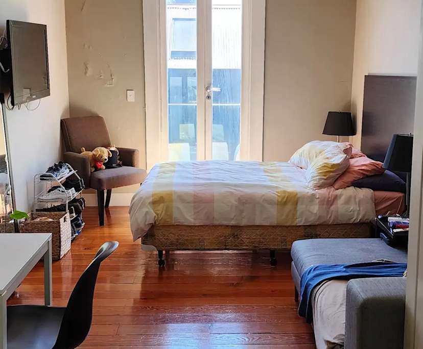 Furnished room studio flat for rent