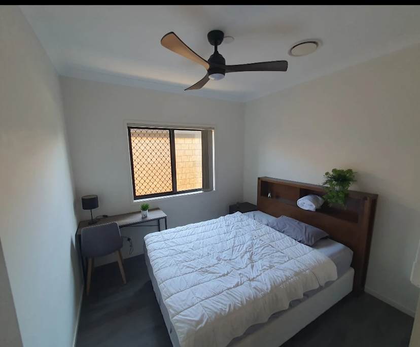 $250, Share-house, 3 bathrooms, North Lakes QLD 4509