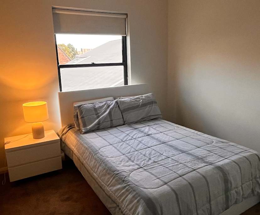 $390, Share-house, 4 bathrooms, Glebe NSW 2037