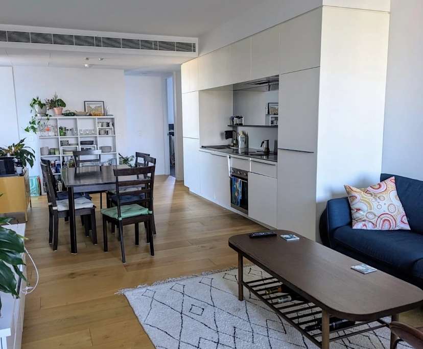 Unfurnished room in a flatshare