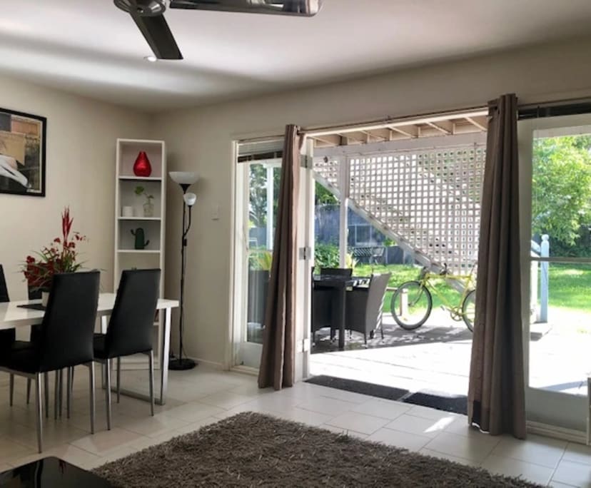 Room in a share house