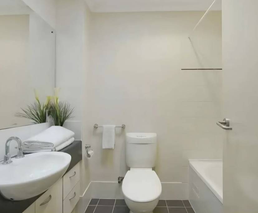 Room in a share house