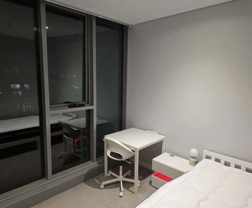 Furnished room in a flatshare