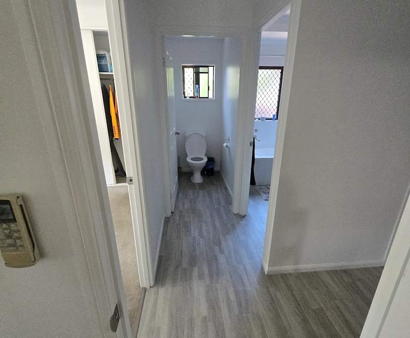 Furnished room with own bathroom