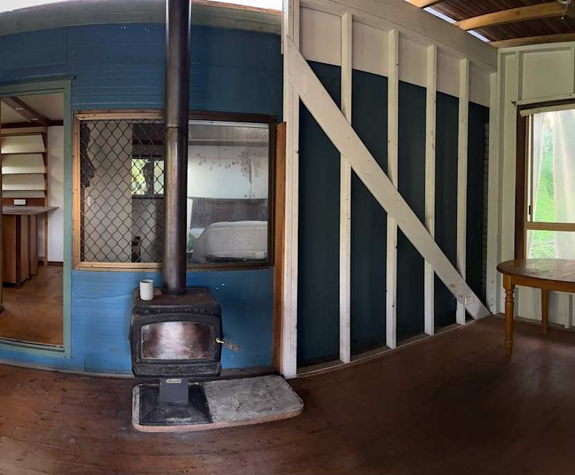 Whole property with 2 rooms for rent