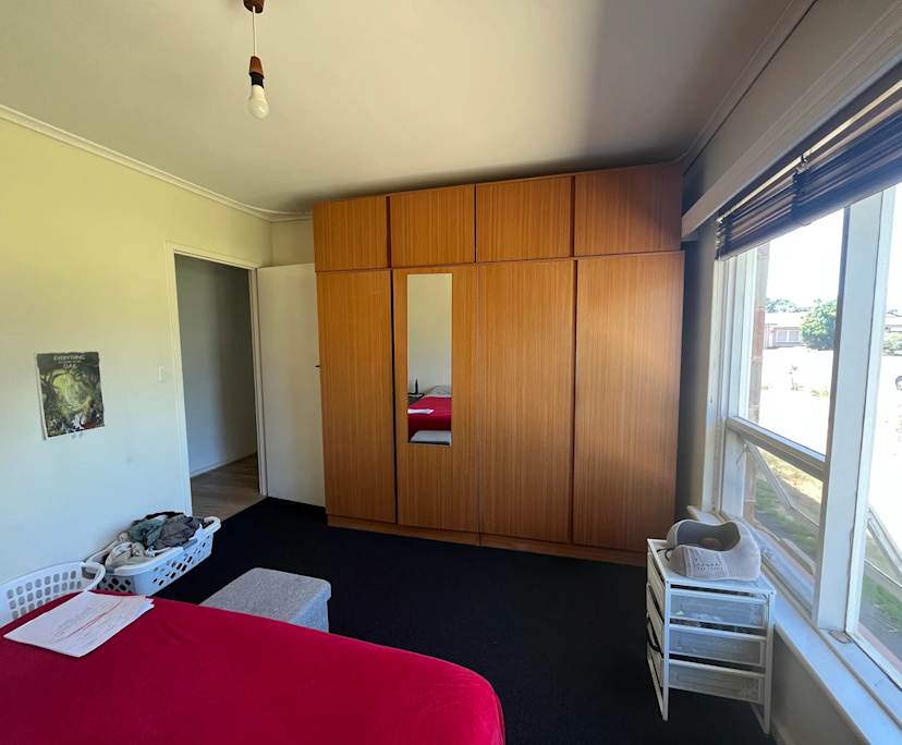 Unfurnished room in a share house