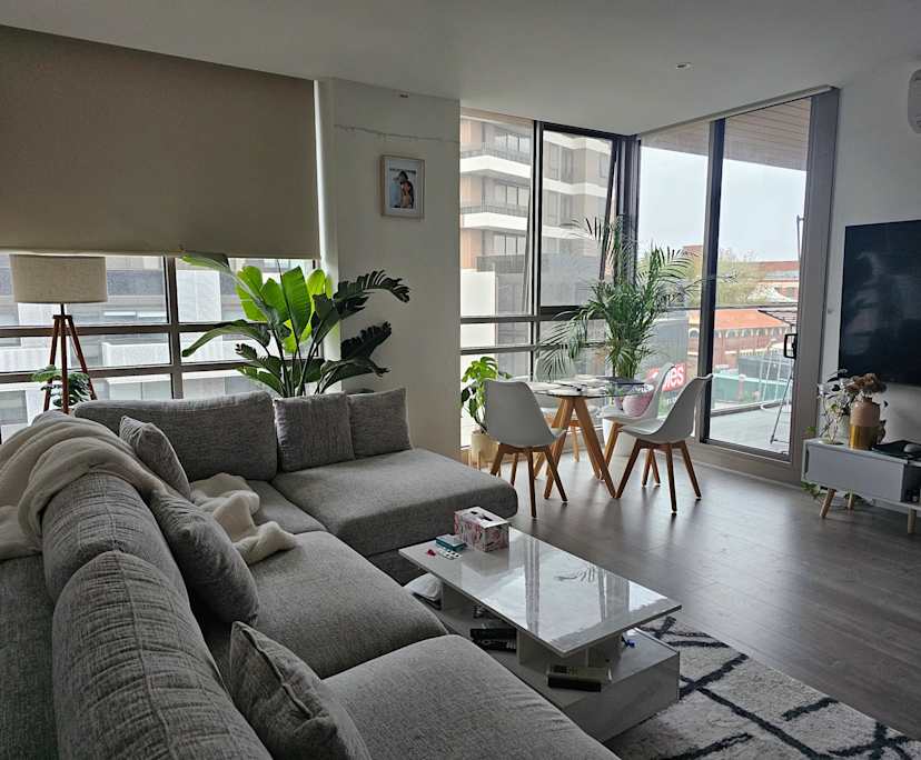 $950, Whole-property, 2 bathrooms, Caulfield North VIC 3161