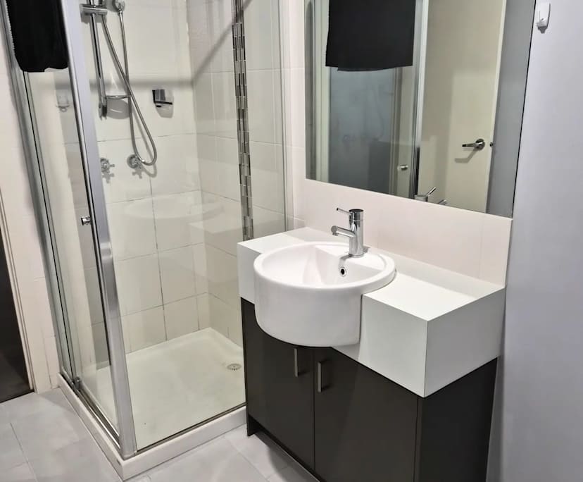 $175-300, Share-house, 2 rooms, Wyndham Vale VIC 3024, Wyndham Vale VIC 3024