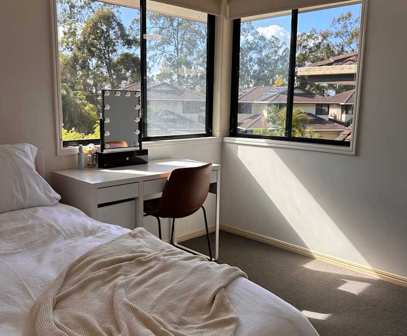 Furnished room with own bathroom