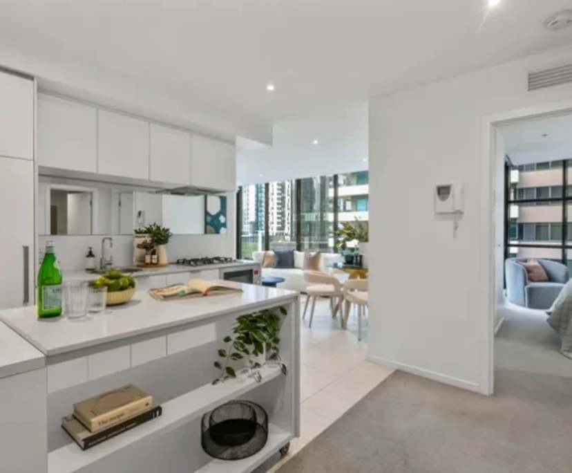 Unfurnished room in a flatshare