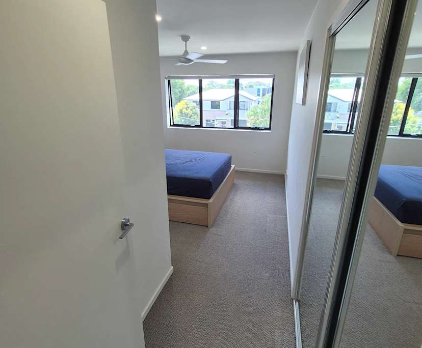 Furnished room with own bathroom