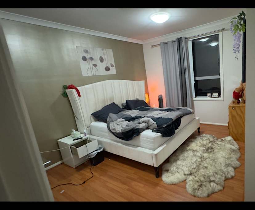 propertyImage
