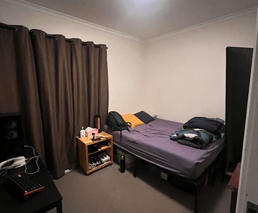 Unfurnished room with own bathroom