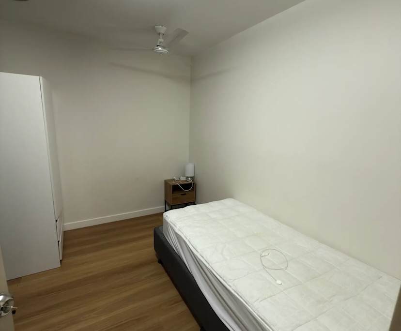 $150-200, Student-accommodation, 4 rooms, Saint Albans VIC 3021, Saint Albans VIC 3021