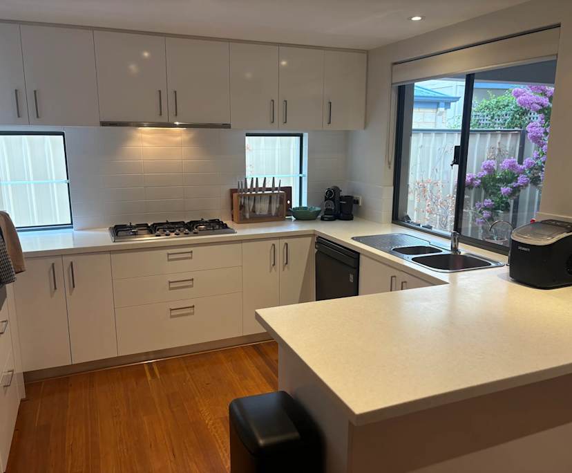 $375, Share-house, 3 bathrooms, Innaloo WA 6018