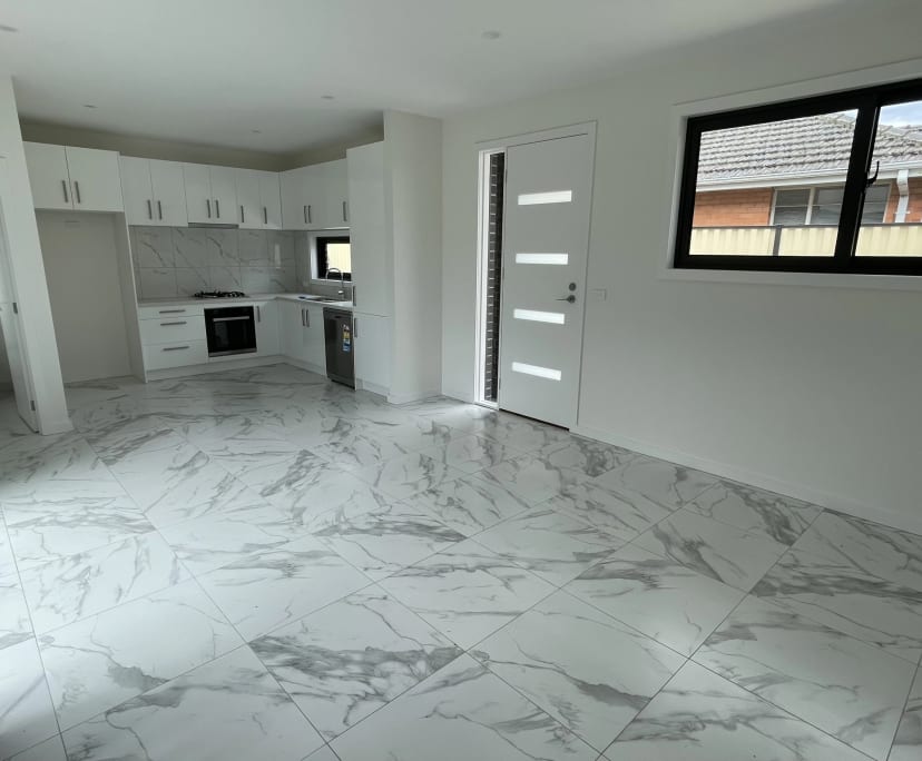 2 Rooms for Rent in Noble Park, Melbourne 200350...