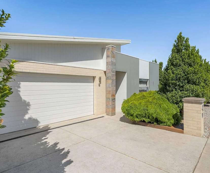 $230, Share-house, 4 bathrooms, Lucas VIC 3350