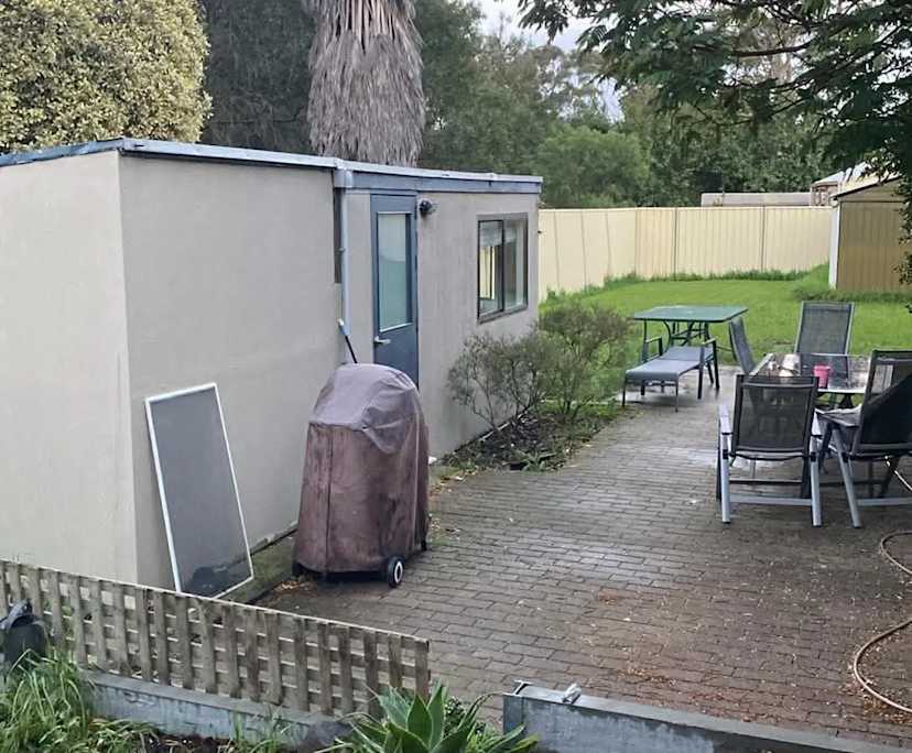 Room in a share house