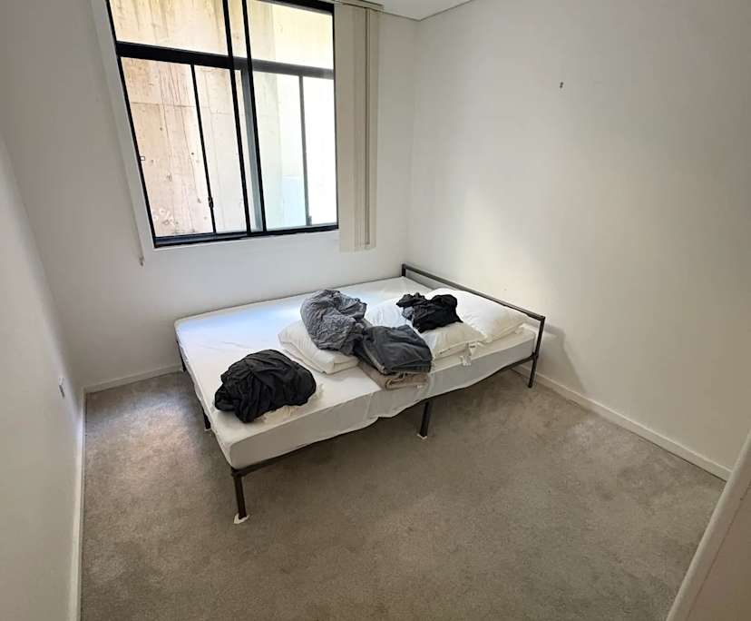 Furnished room with own bathroom