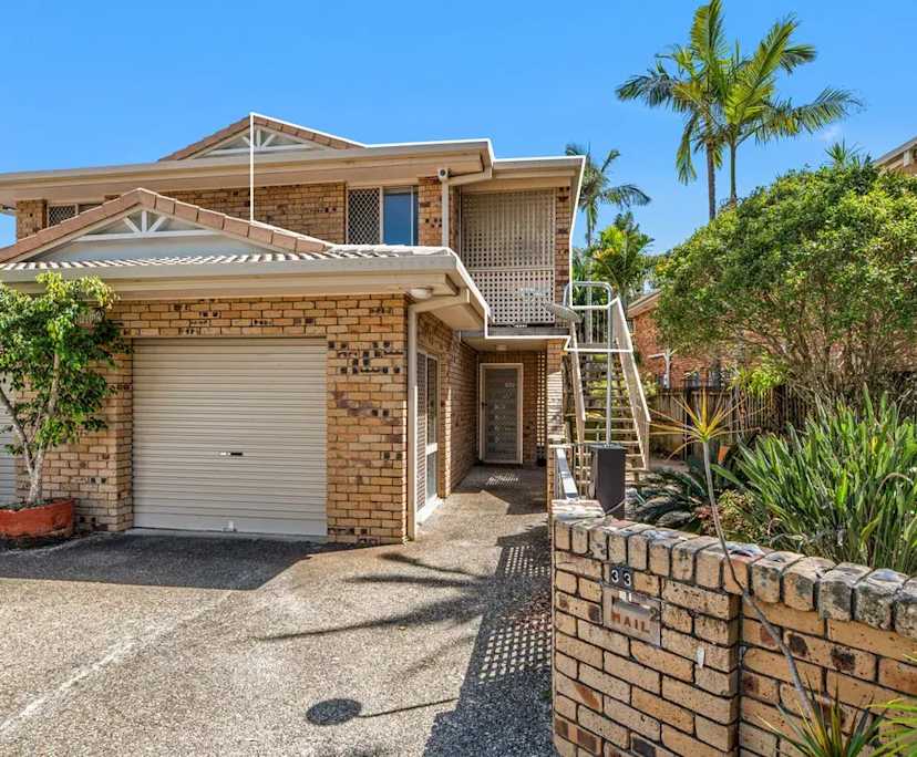 Unfurnished room with own bathroom