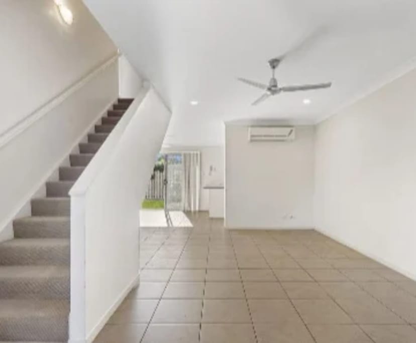 Unfurnished room in a share house