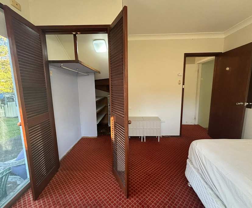 $280, Share-house, 4 bathrooms, Miranda NSW 2228