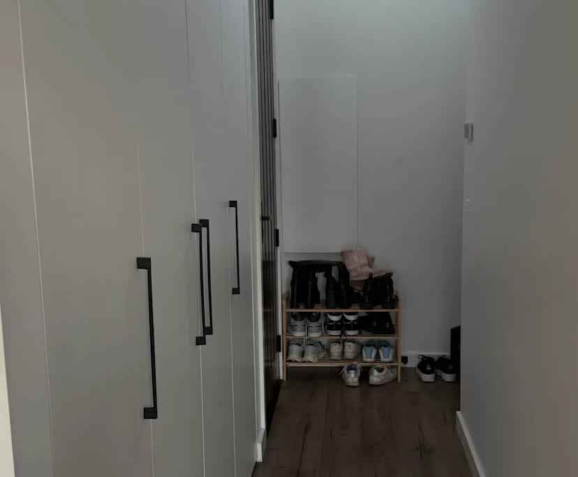 $200, Share-house, 3 bathrooms, Altona VIC 3018