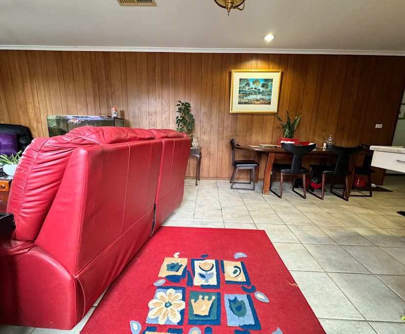 Room in a share house