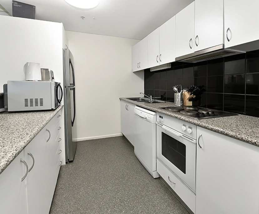 $940, Whole-property, 2 bathrooms, Melbourne VIC 3000
