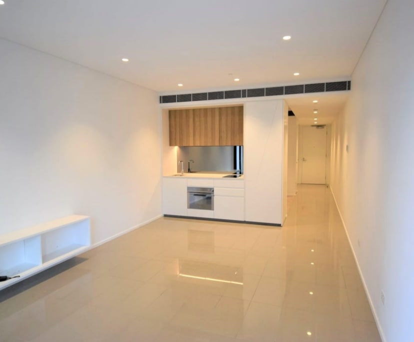 $880, 1-bed, 1 bathroom, Chippendale NSW 2008