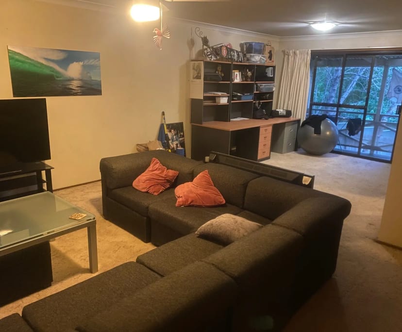 Room for Rent in Wyoming, NSW 280, Unfurnished, S...