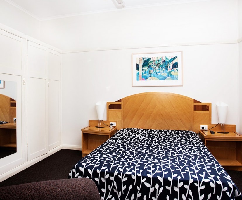 $220, Share-house, 6 bathrooms, Tighes Hill NSW 2297