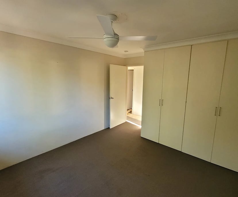 Unfurnished room in a flatshare