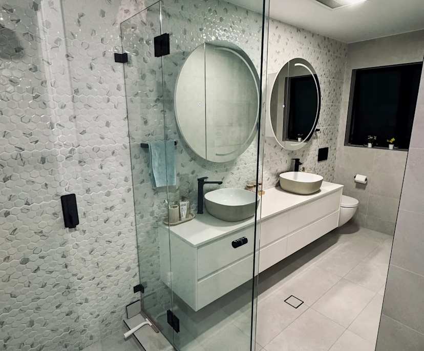 Furnished room in a share house