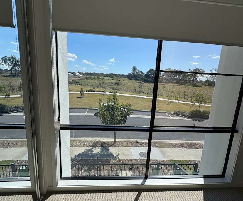 $320, Share-house, 3 bathrooms, Redland Bay QLD 4165