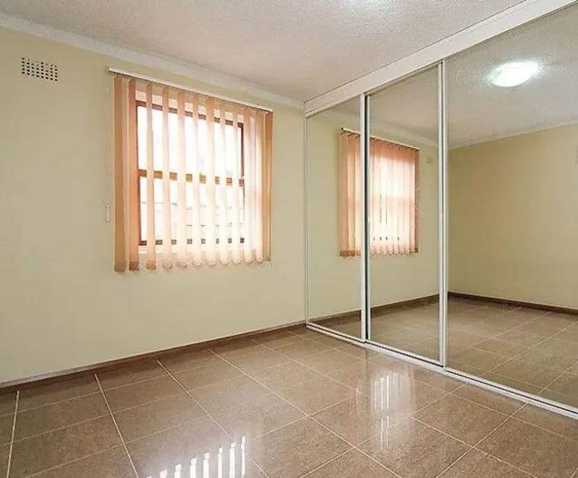 Whole property with 2 rooms for rent