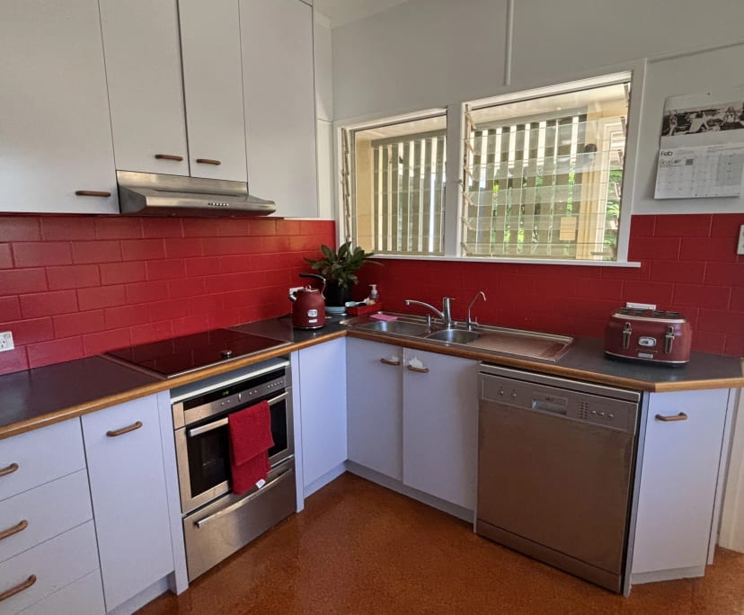 Room in a share house