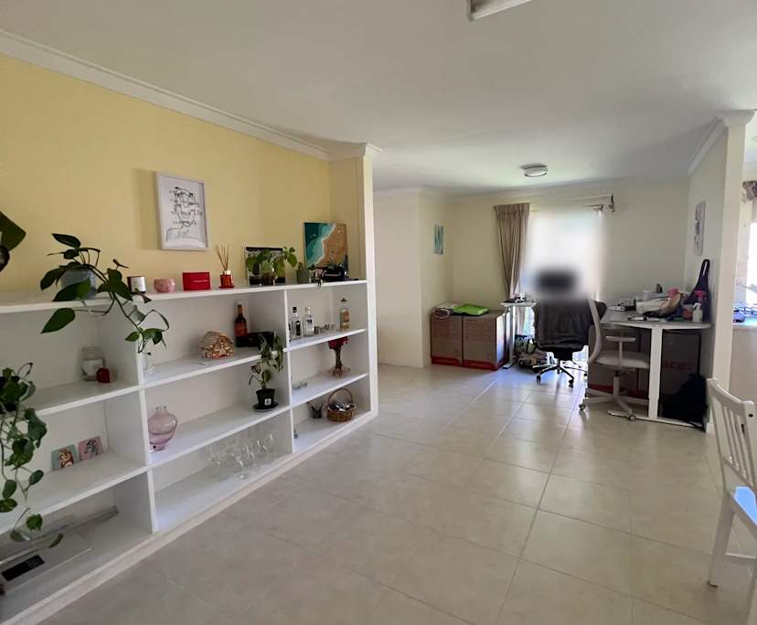 Unfurnished room in a share house