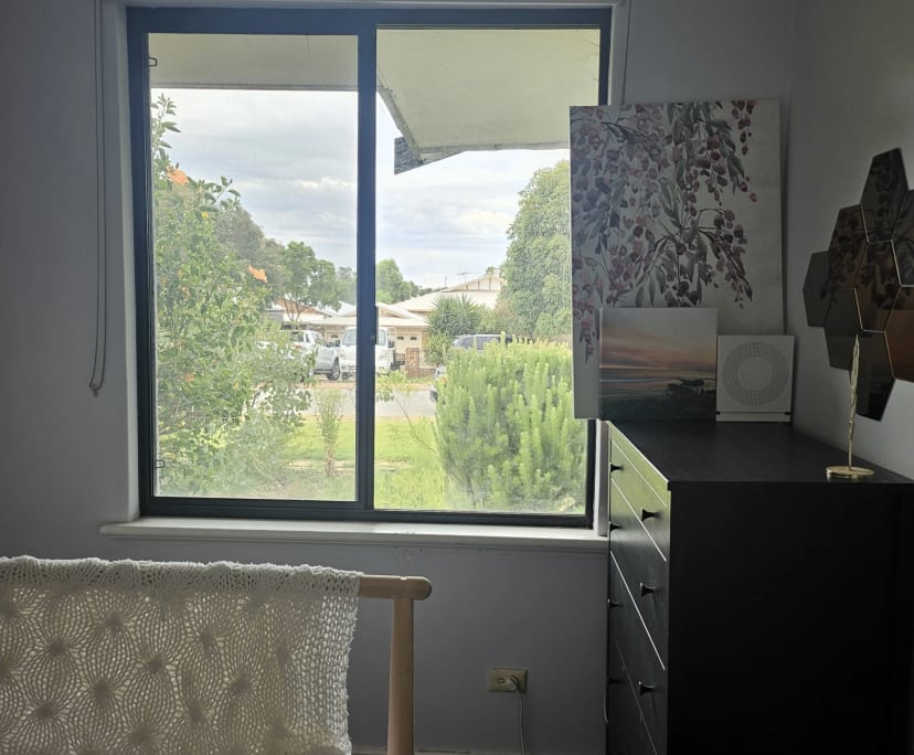 $250-350, Share-house, 2 rooms, Viveash WA 6056, Viveash WA 6056